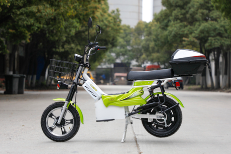 500W 800W CKD SKD Scooter électrique avec pédales de frein à disque Vélo électrique à vendre mini Modle